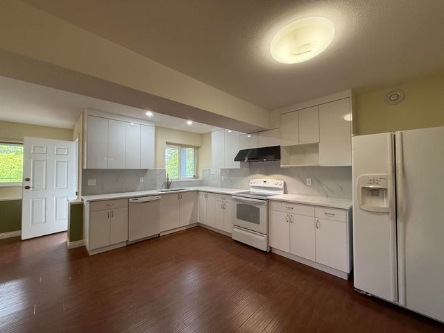 Basement Suite - 1675 Mallard Court