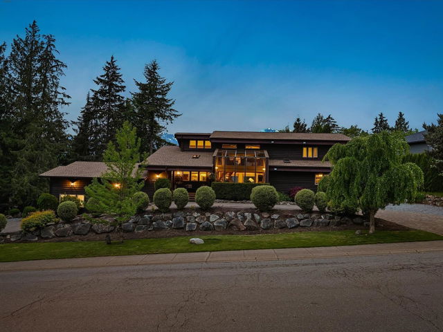 1074 Glacier View Drive