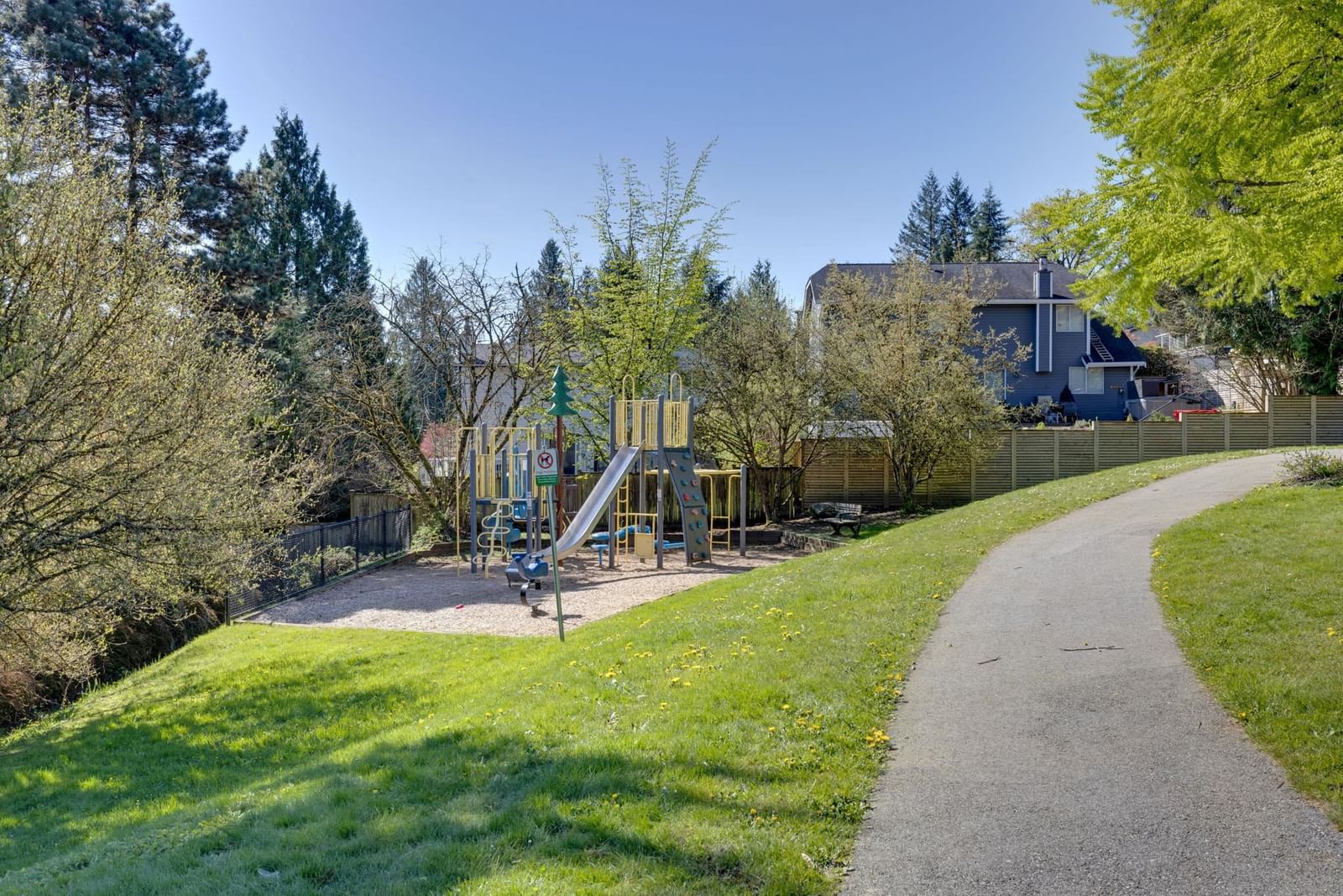 Listing Image 28