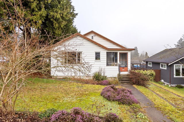 317 Holmes Street