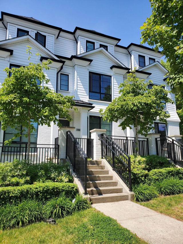 7807 Manitoba Street