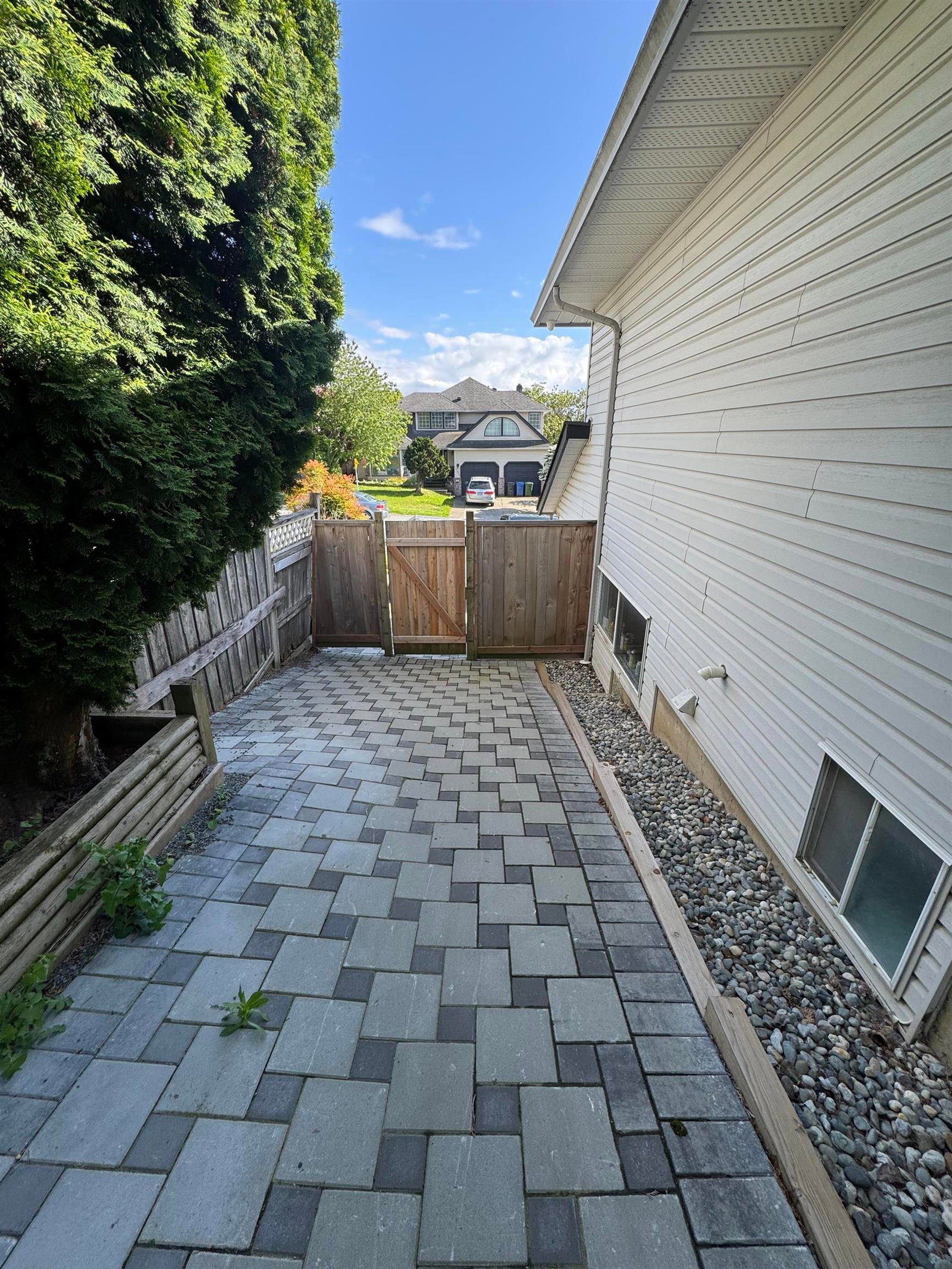 Listing Image 39