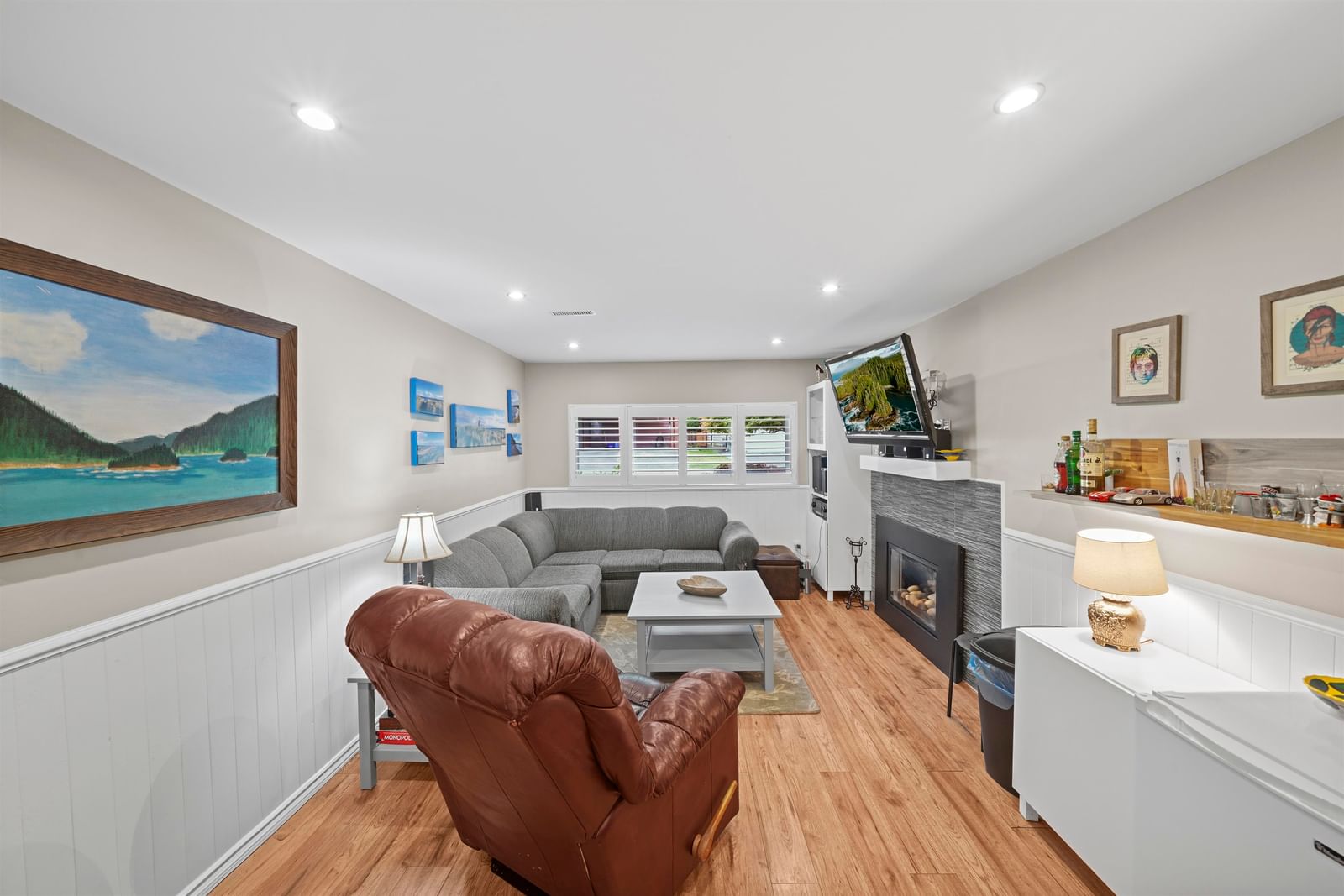 Listing Image 18