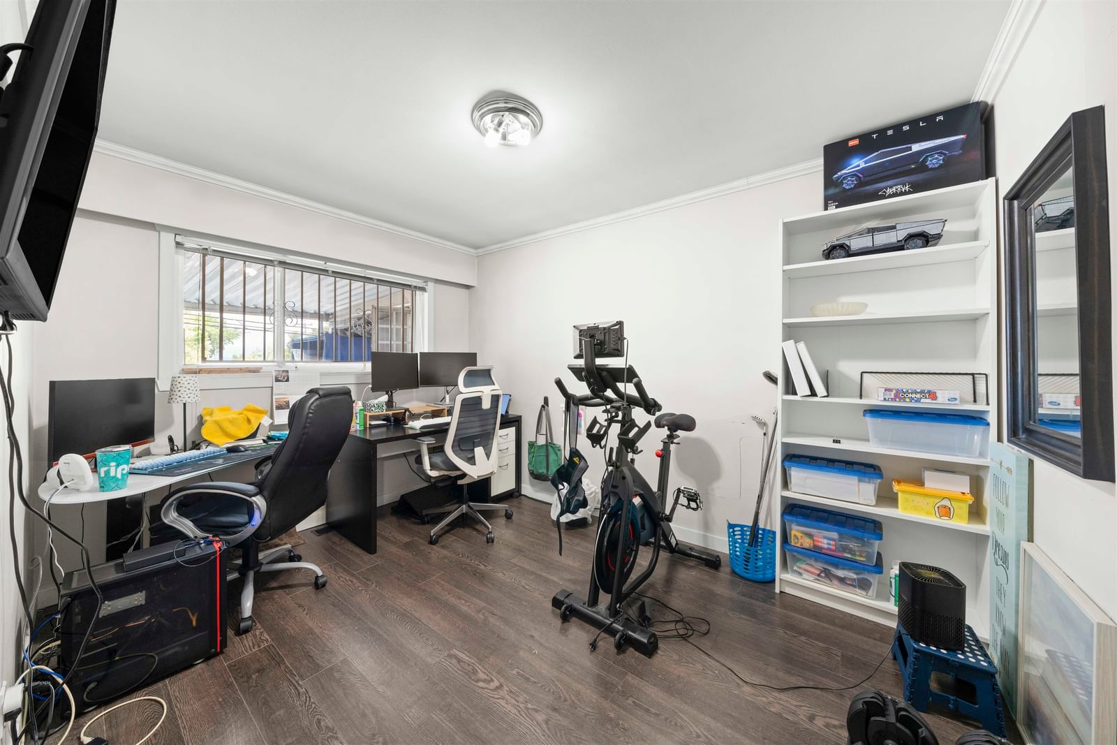 Listing Image 15
