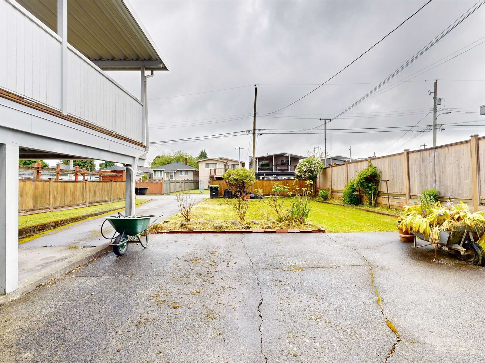 Listing Image 28