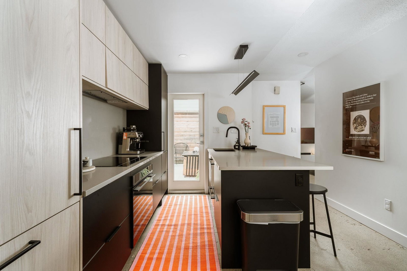 Listing Image 21