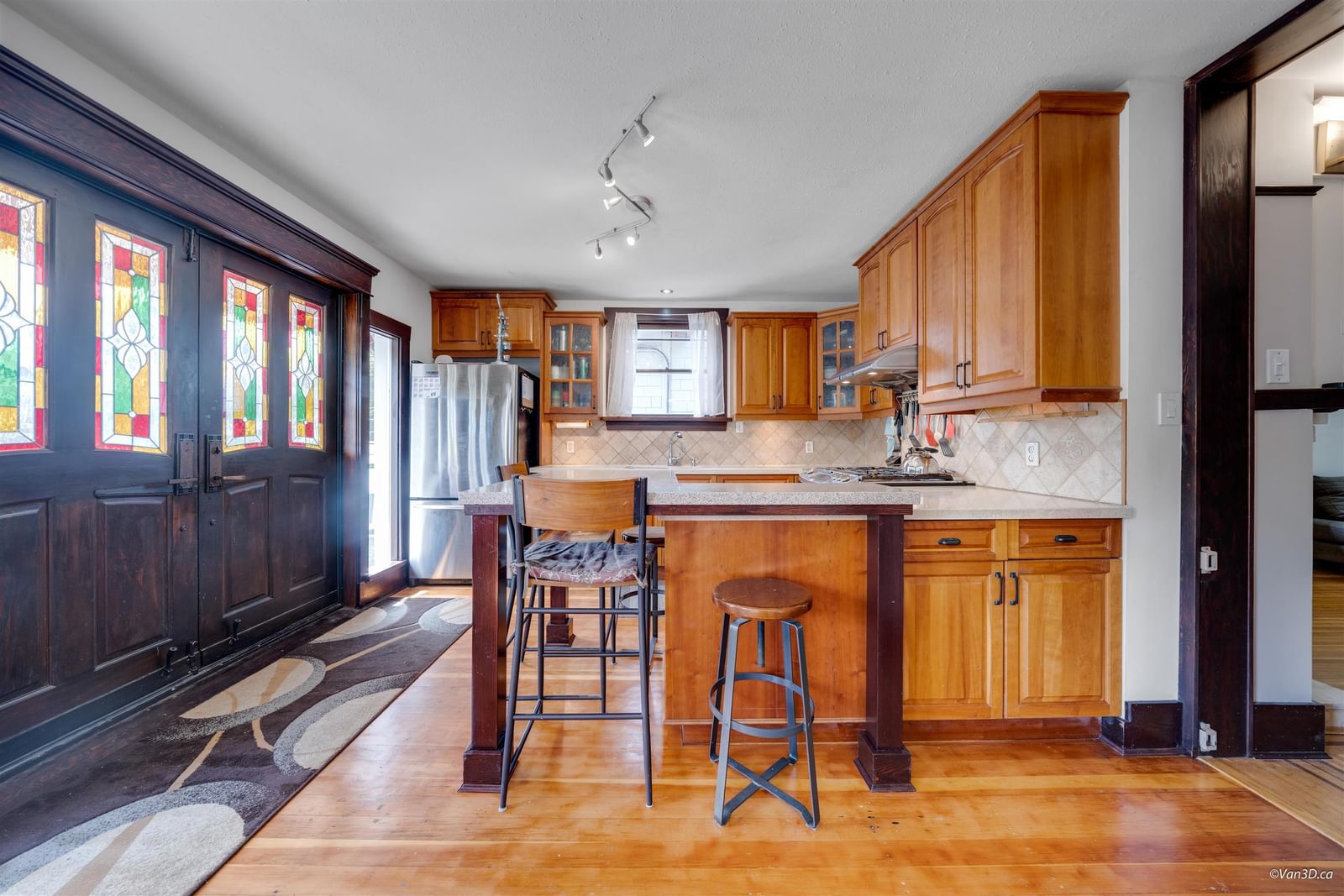 Listing Image 6