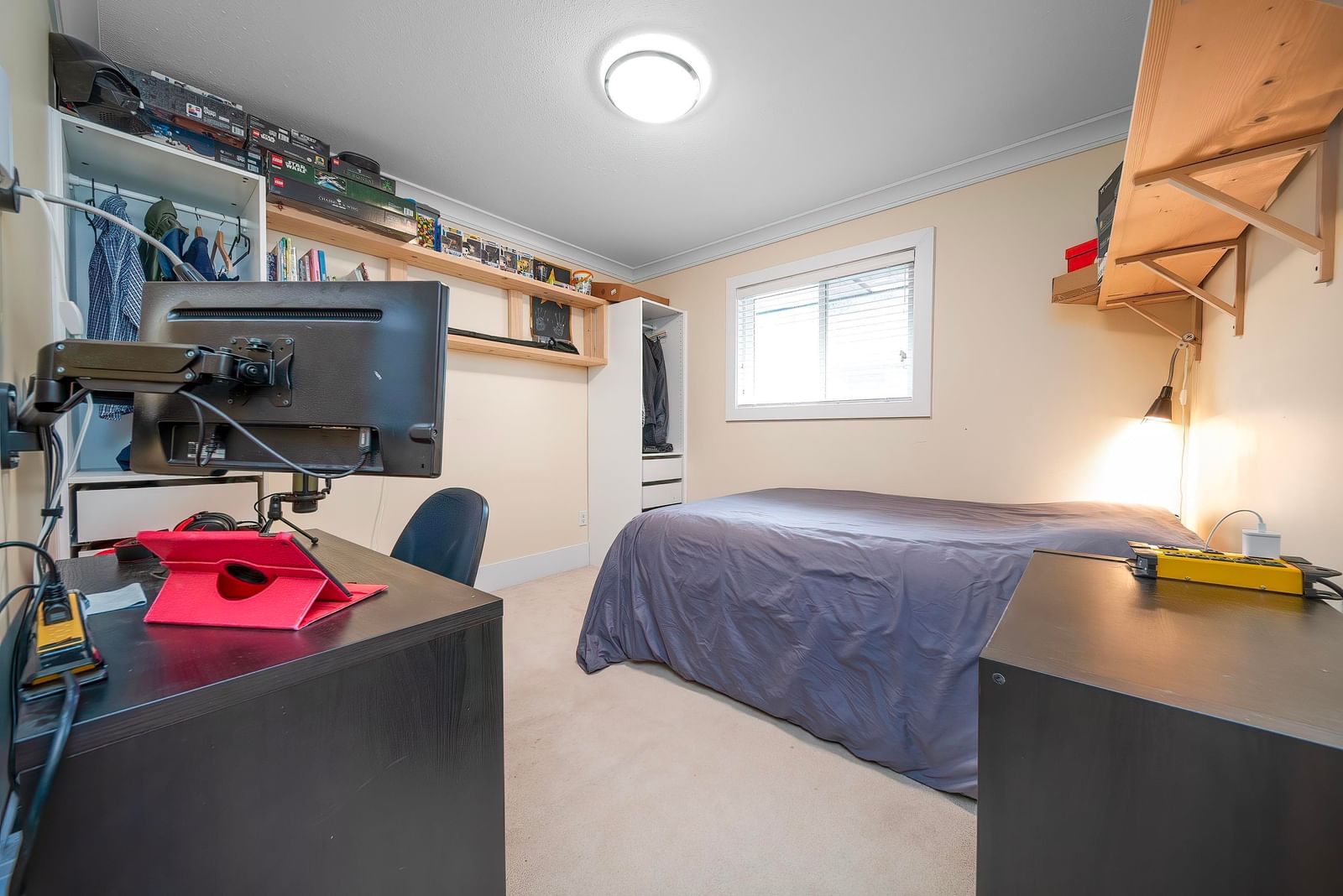 Listing Image 16