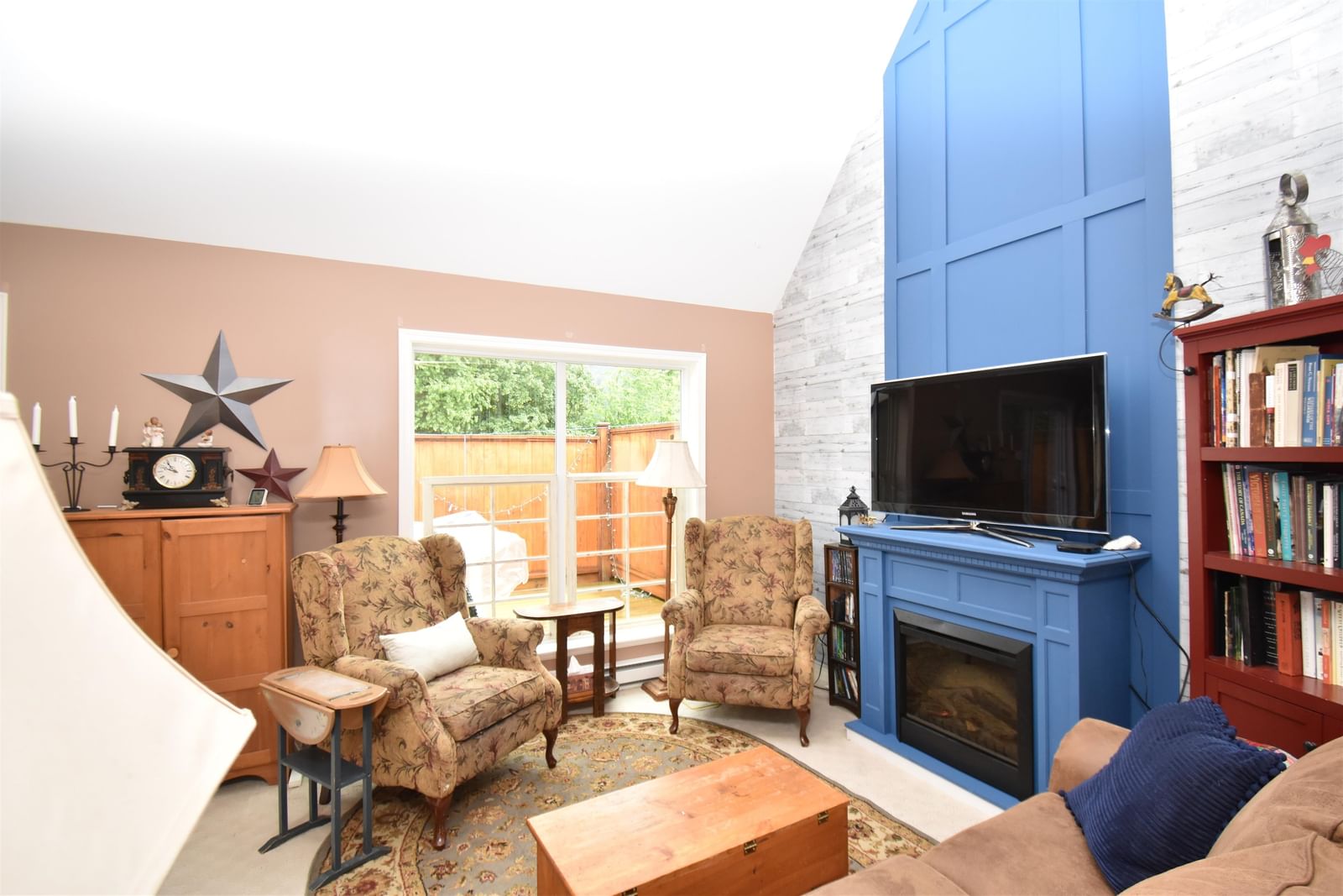 Listing Image 9