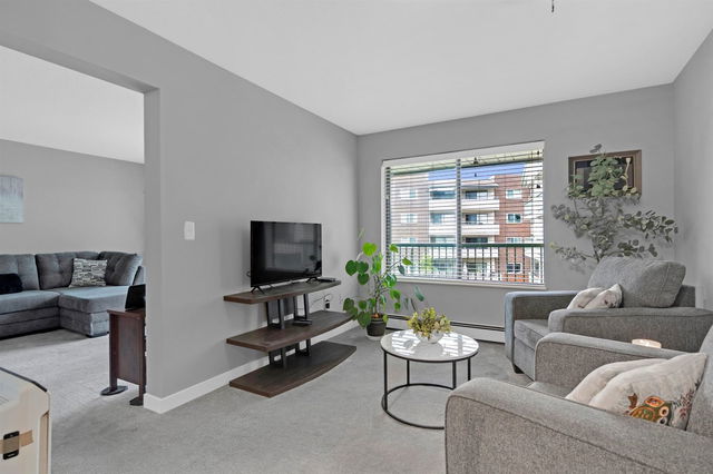 302 - 2678 Mccallum Road