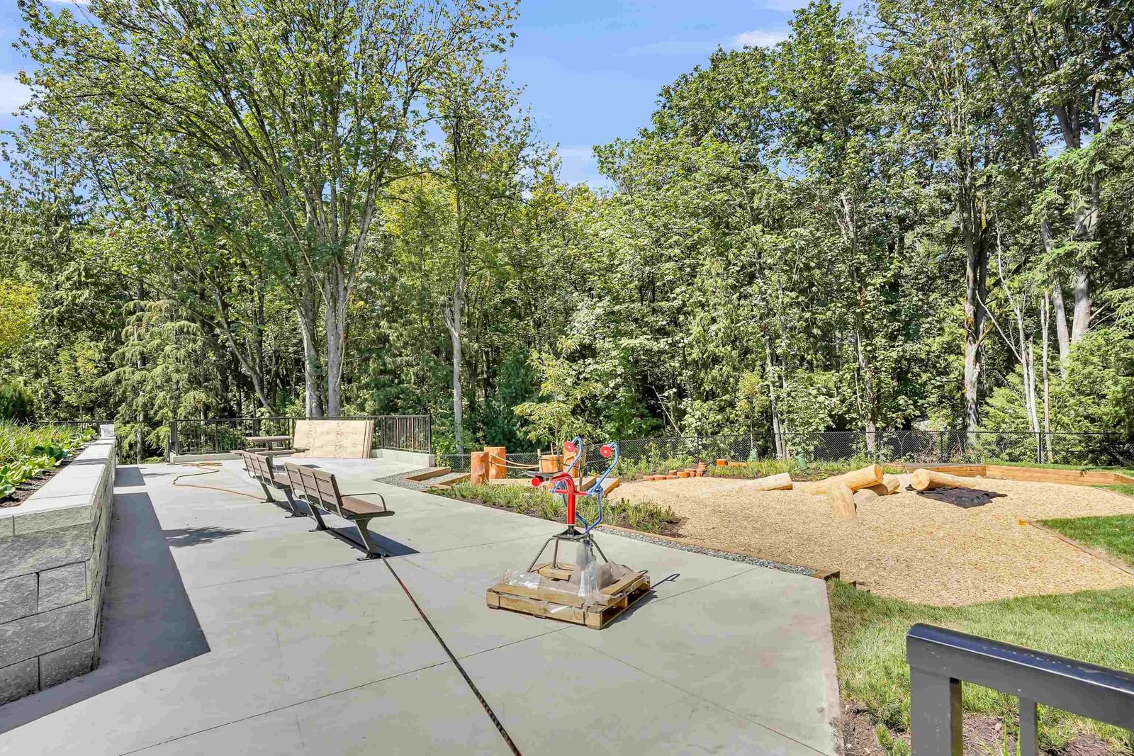 Listing Image 22