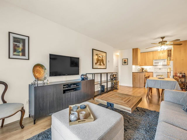 206 - 251 4th Street