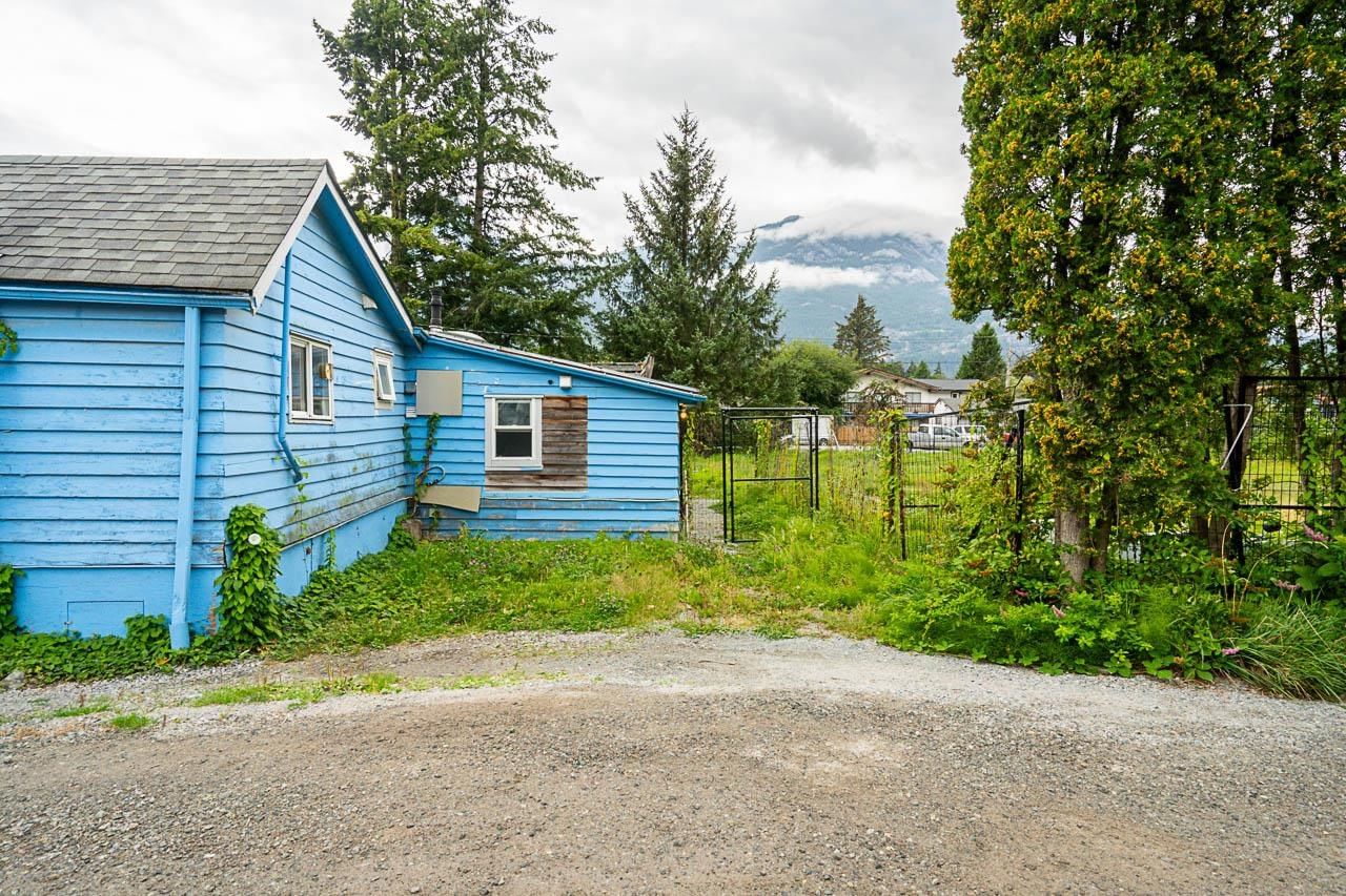 Listing Image 25