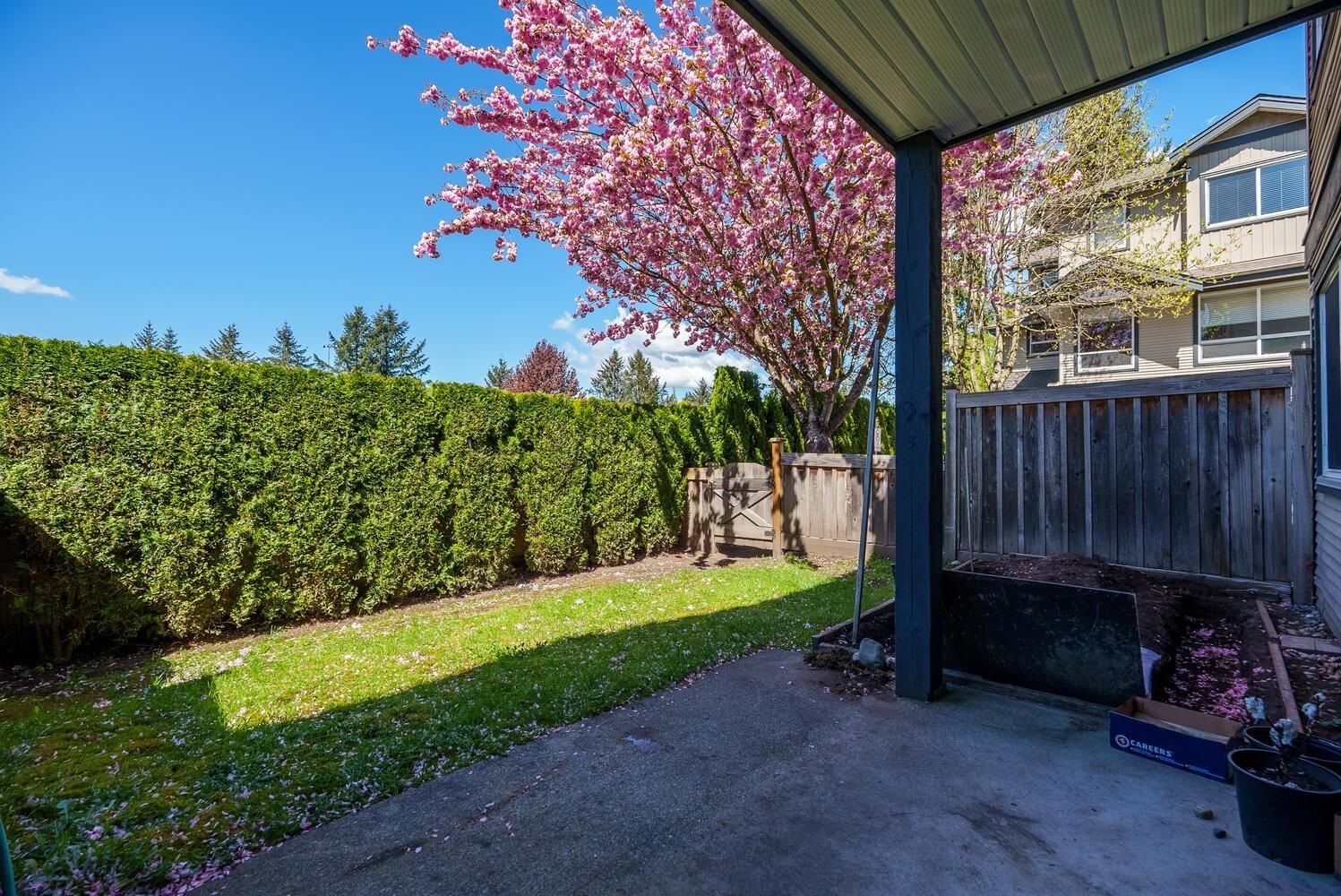Listing Image 18