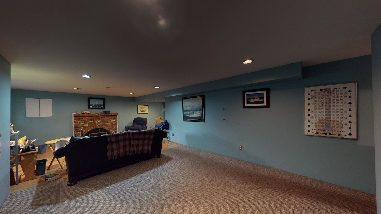 Listing Image 11