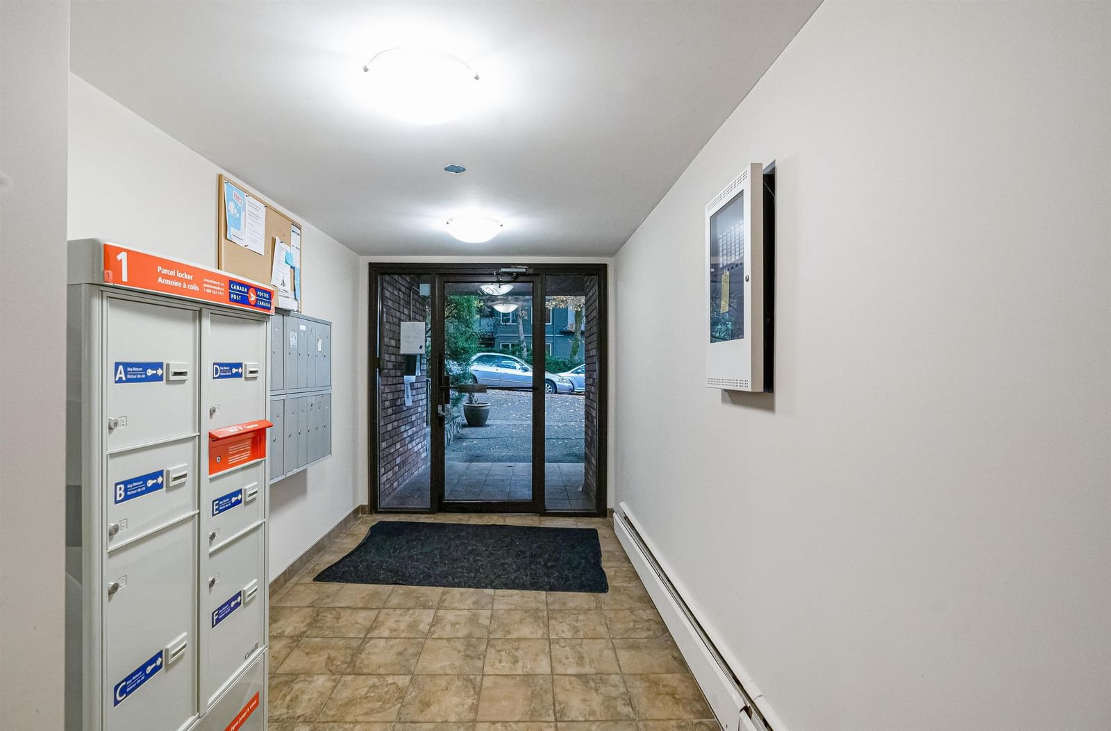 Listing Image 20