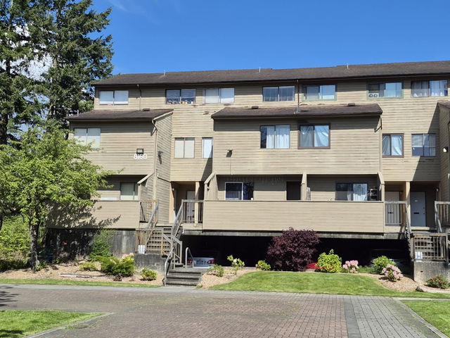 209 - 8160 Colonial Drive