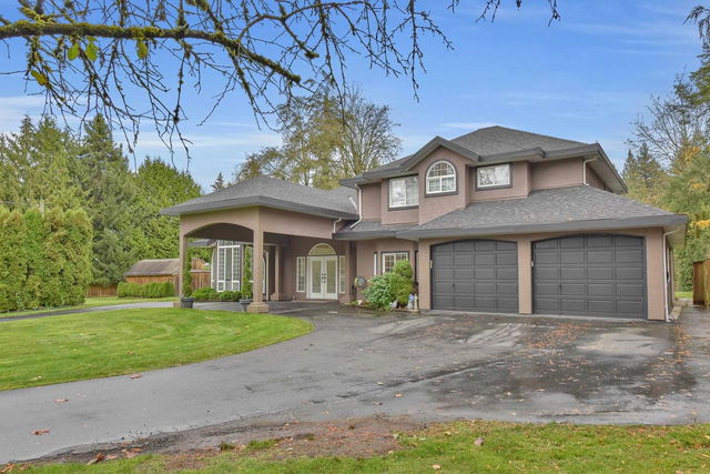 20054 Fernridge Crescent