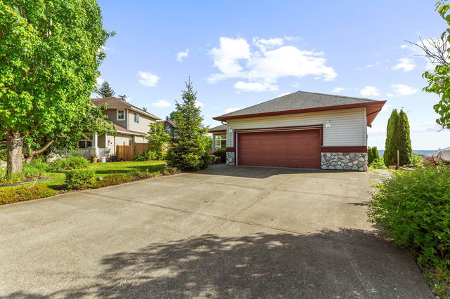 32488 Bobcat Drive