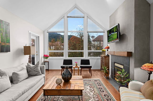 302 - 1145 29th Street