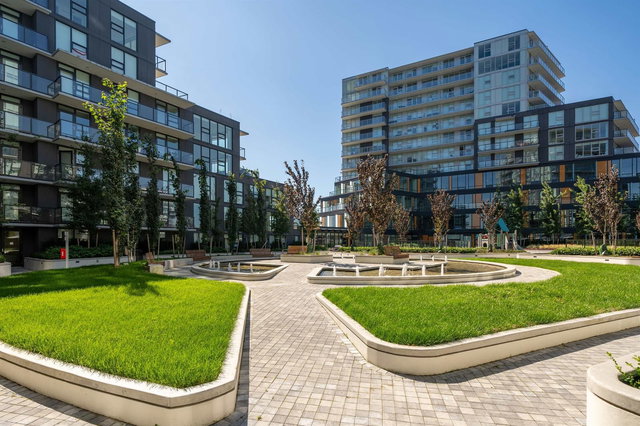 711 - 6655 Buswell Street