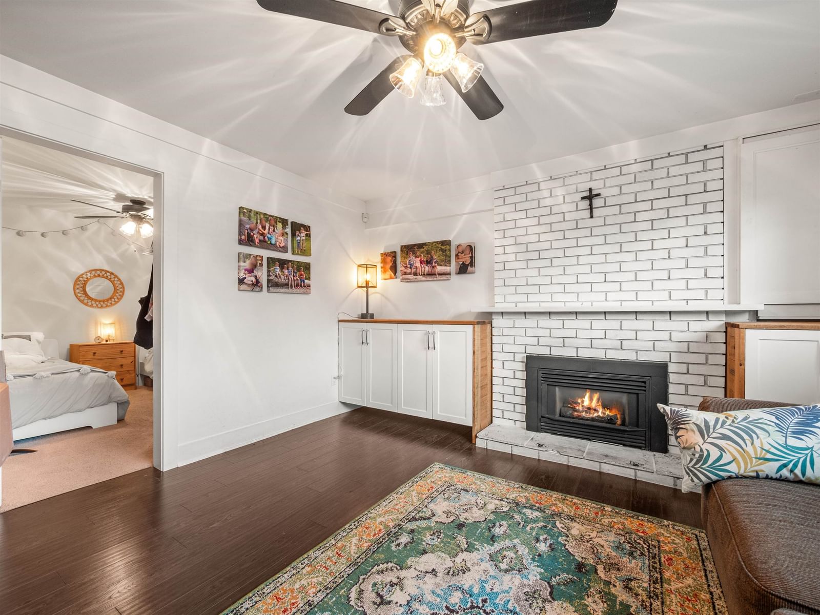 Listing Image 22