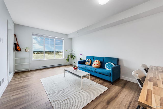 B410 - 20487 65th Avenue