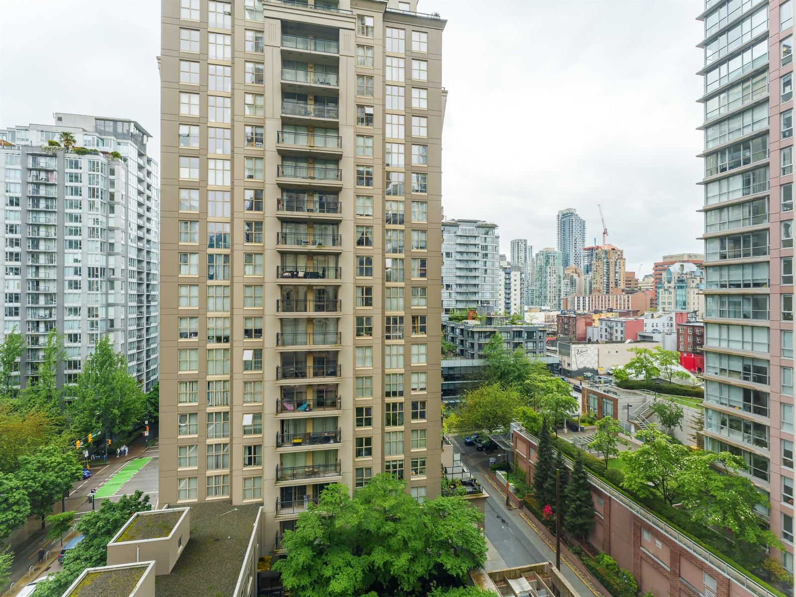 Listing Image 25