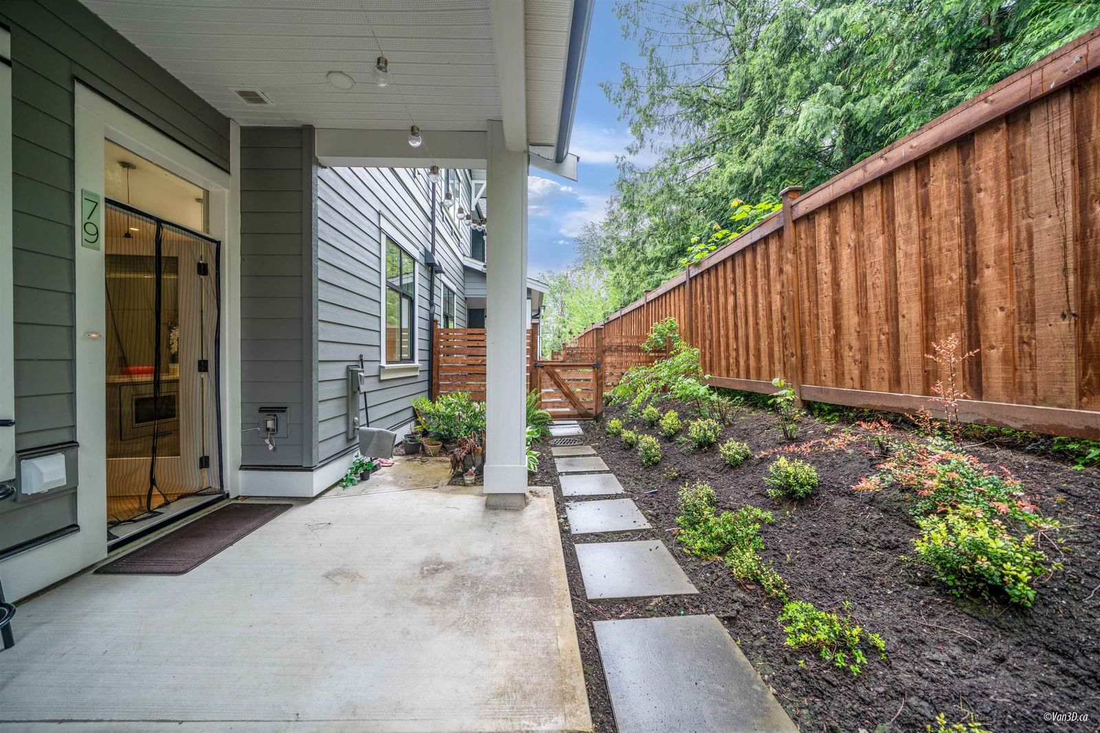 Listing Image 16
