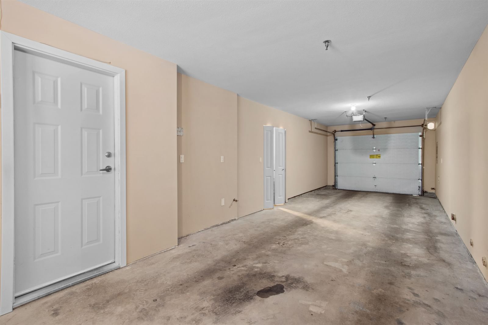 Listing Image 26