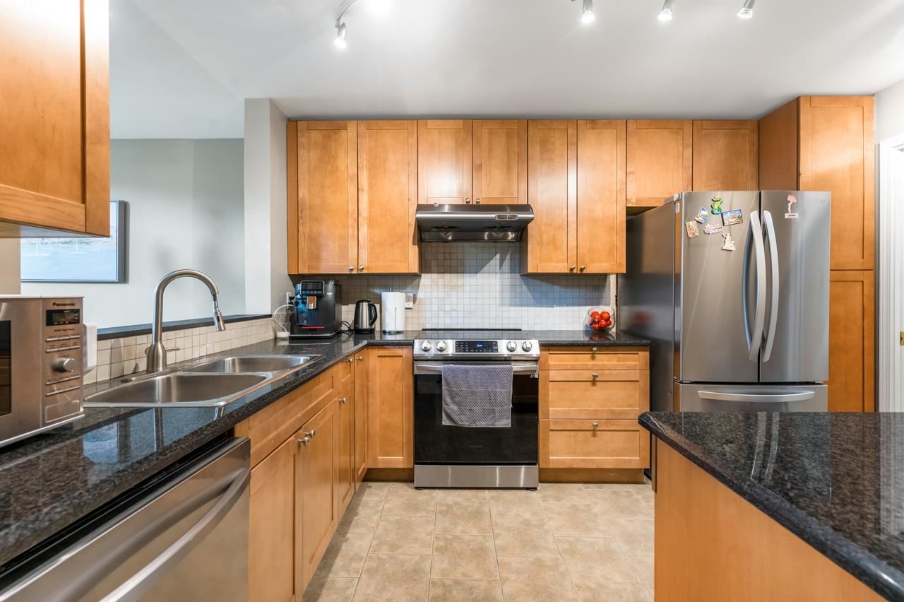 Listing Image 16
