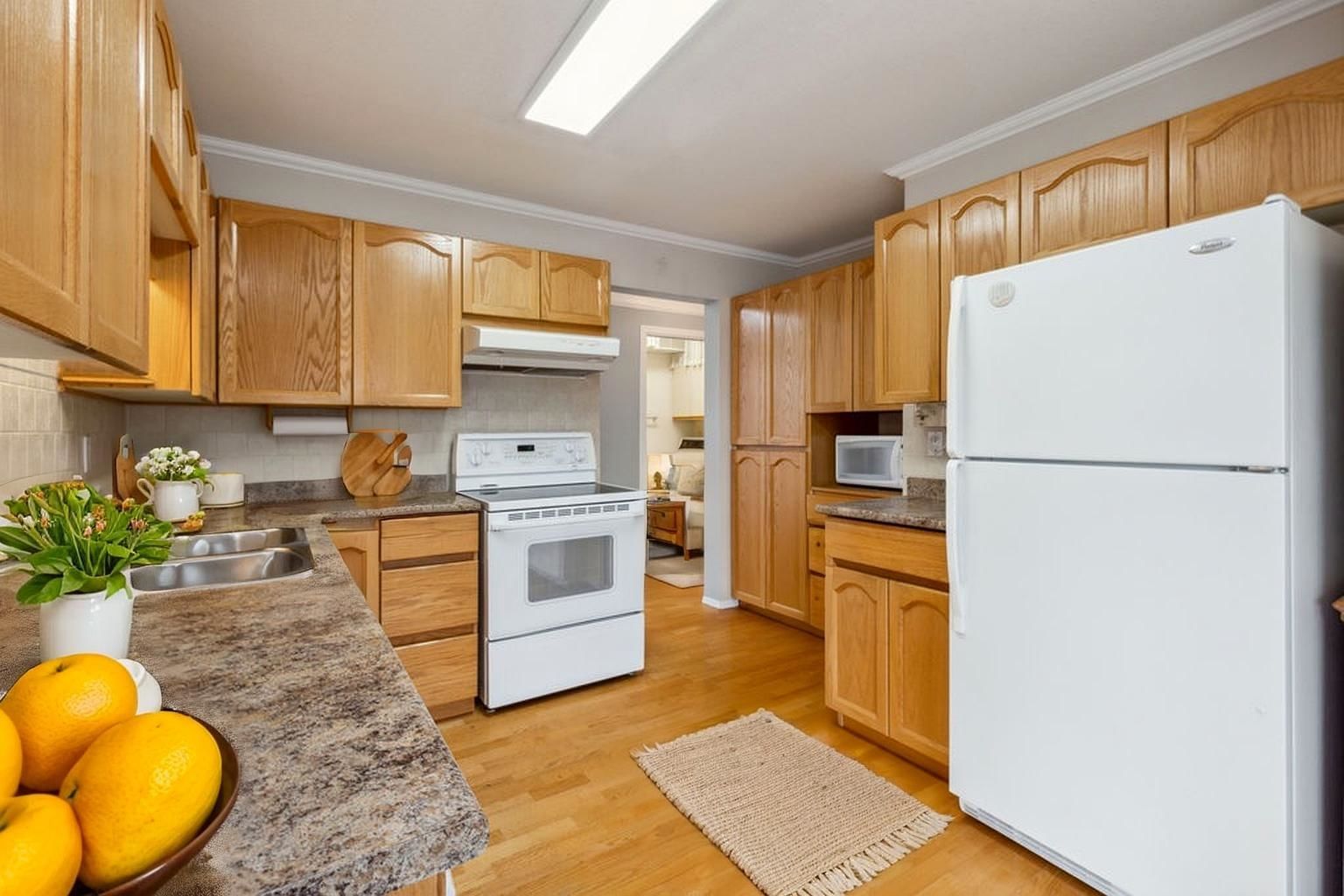 Listing Image 16