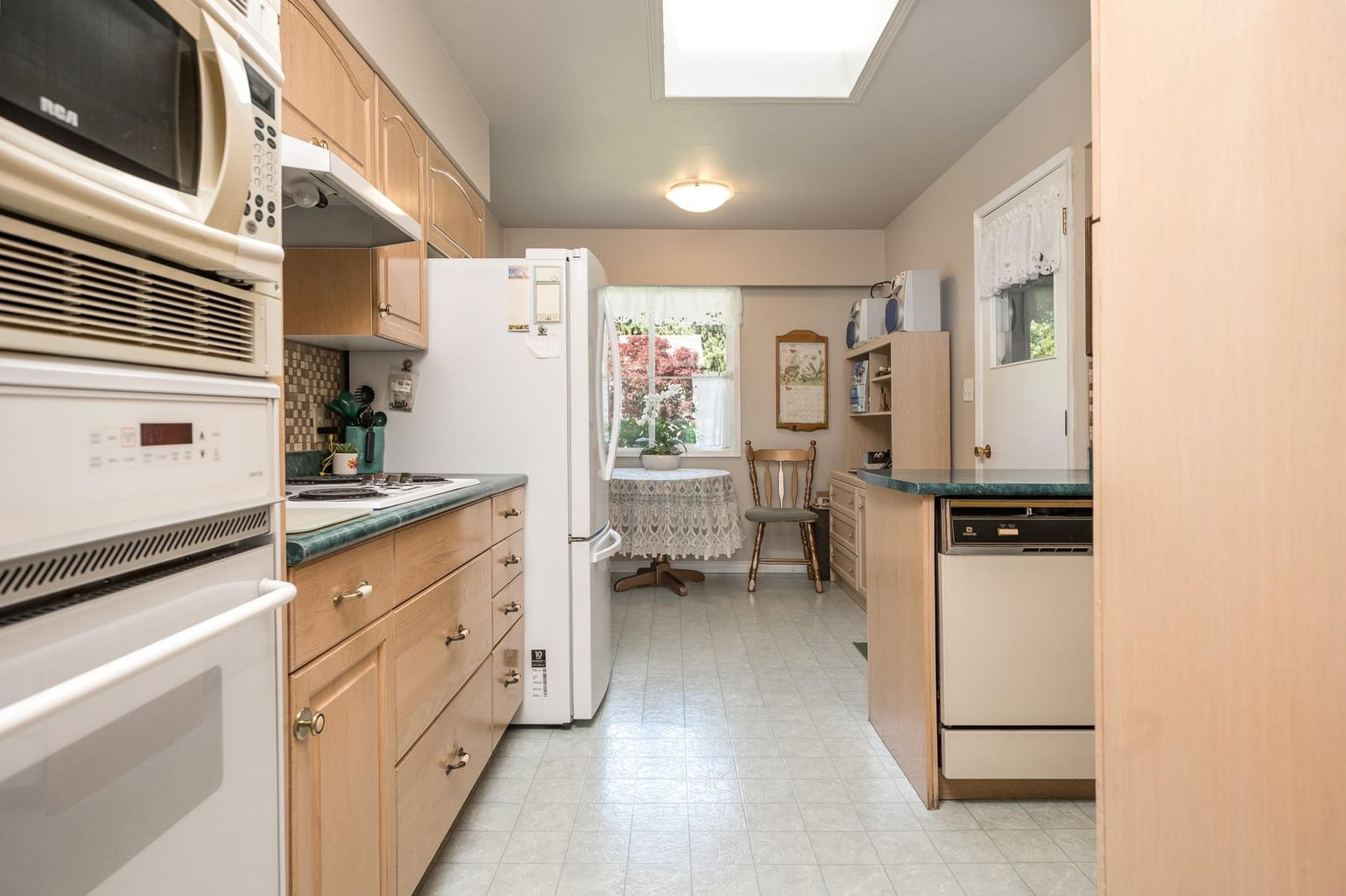 Listing Image 8