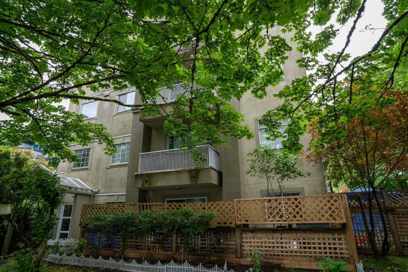 Listing Image 17