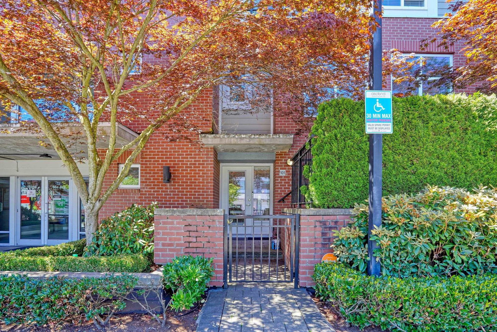 Listing Image 24