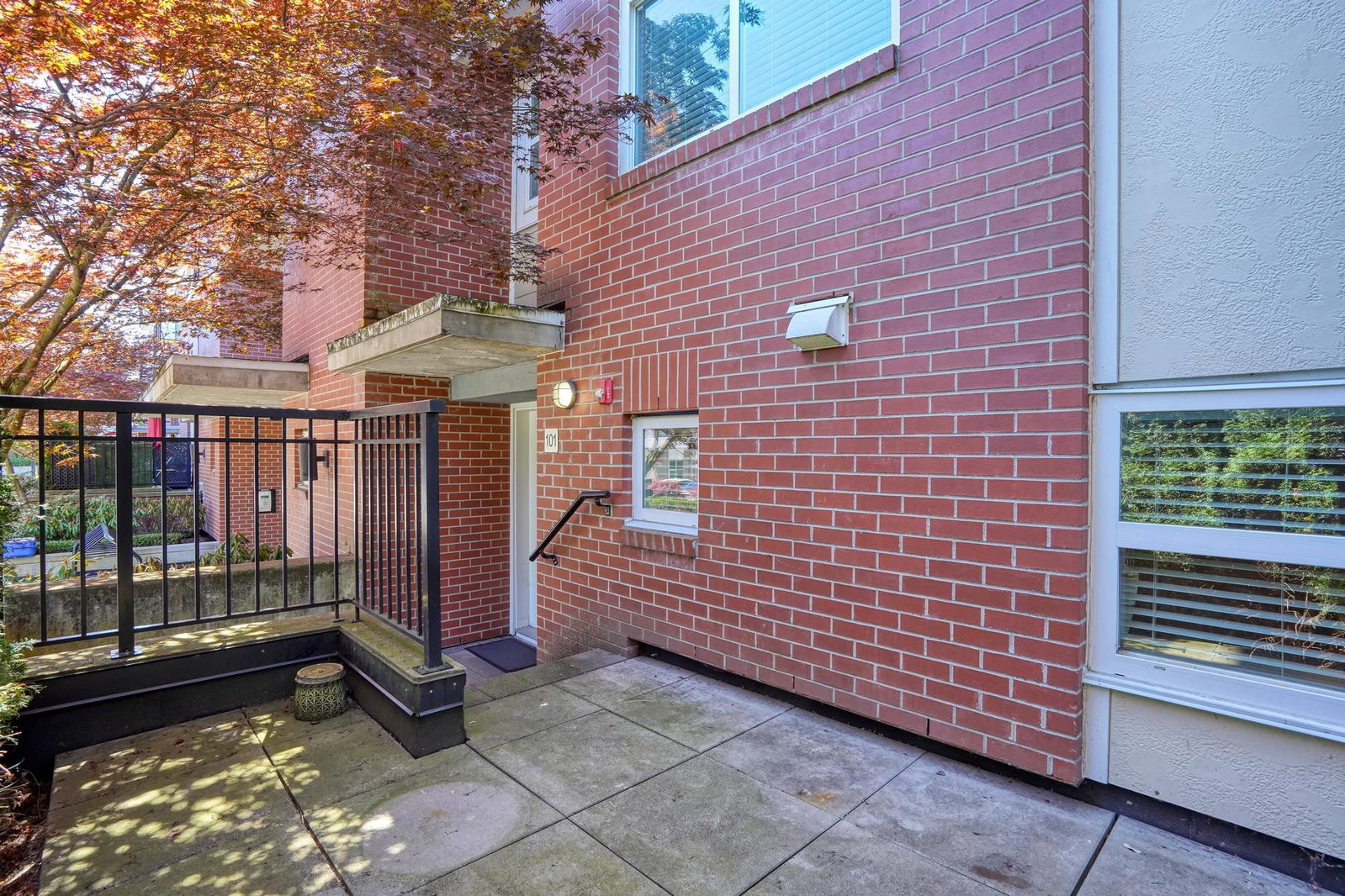Listing Image 25
