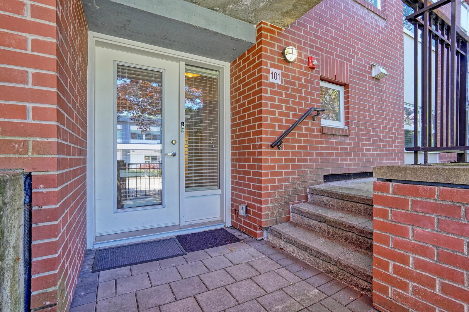 Listing Image 27