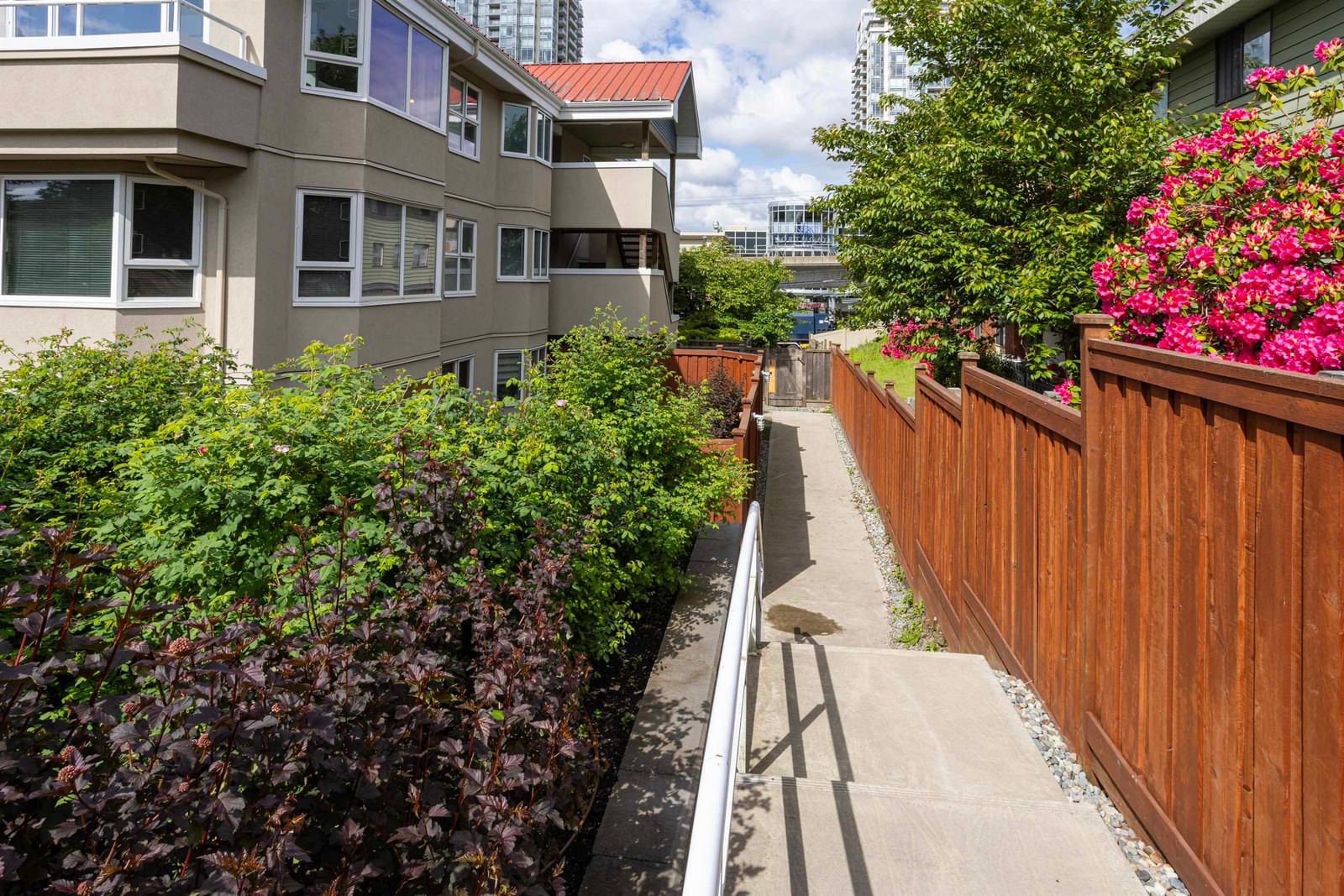 Listing Image 36