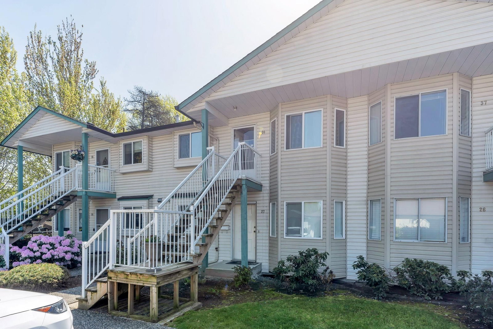 Listing Image 22