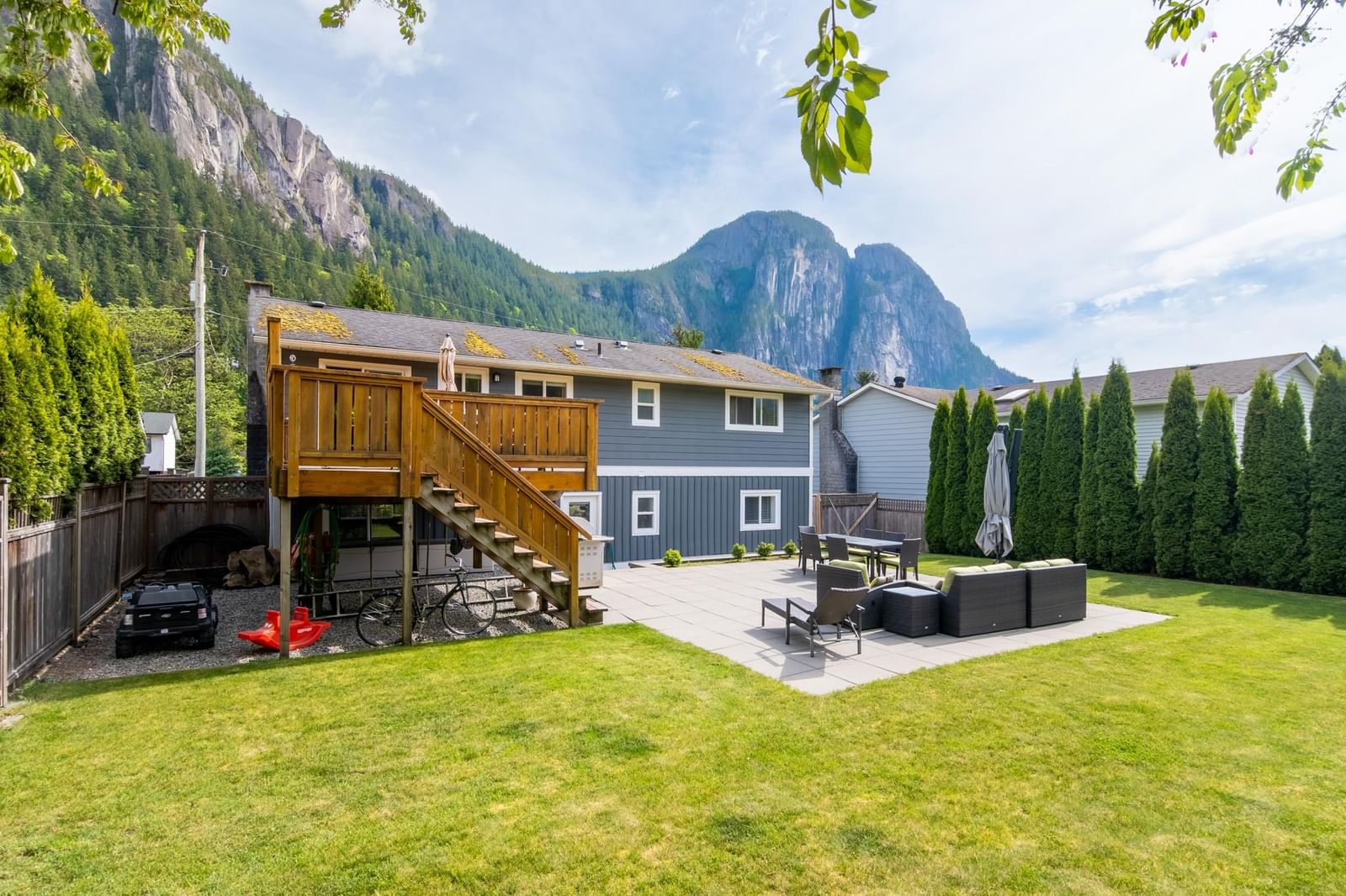 Listing Image 1