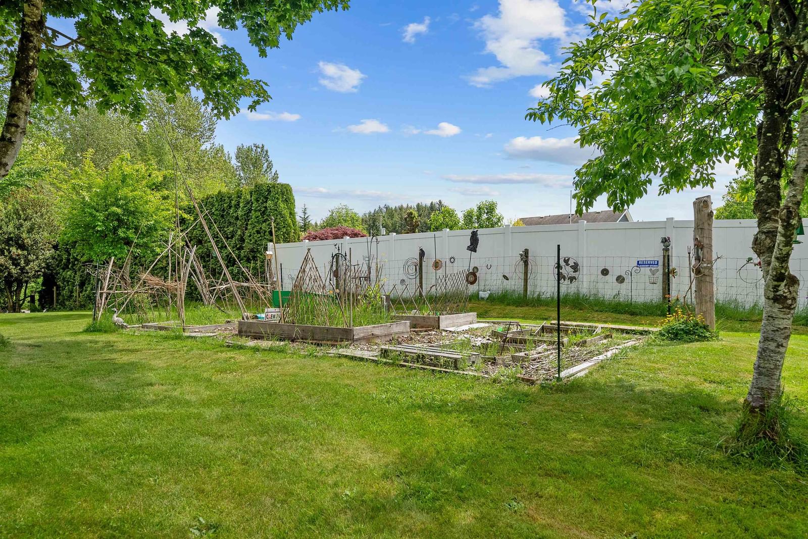 Listing Image 33
