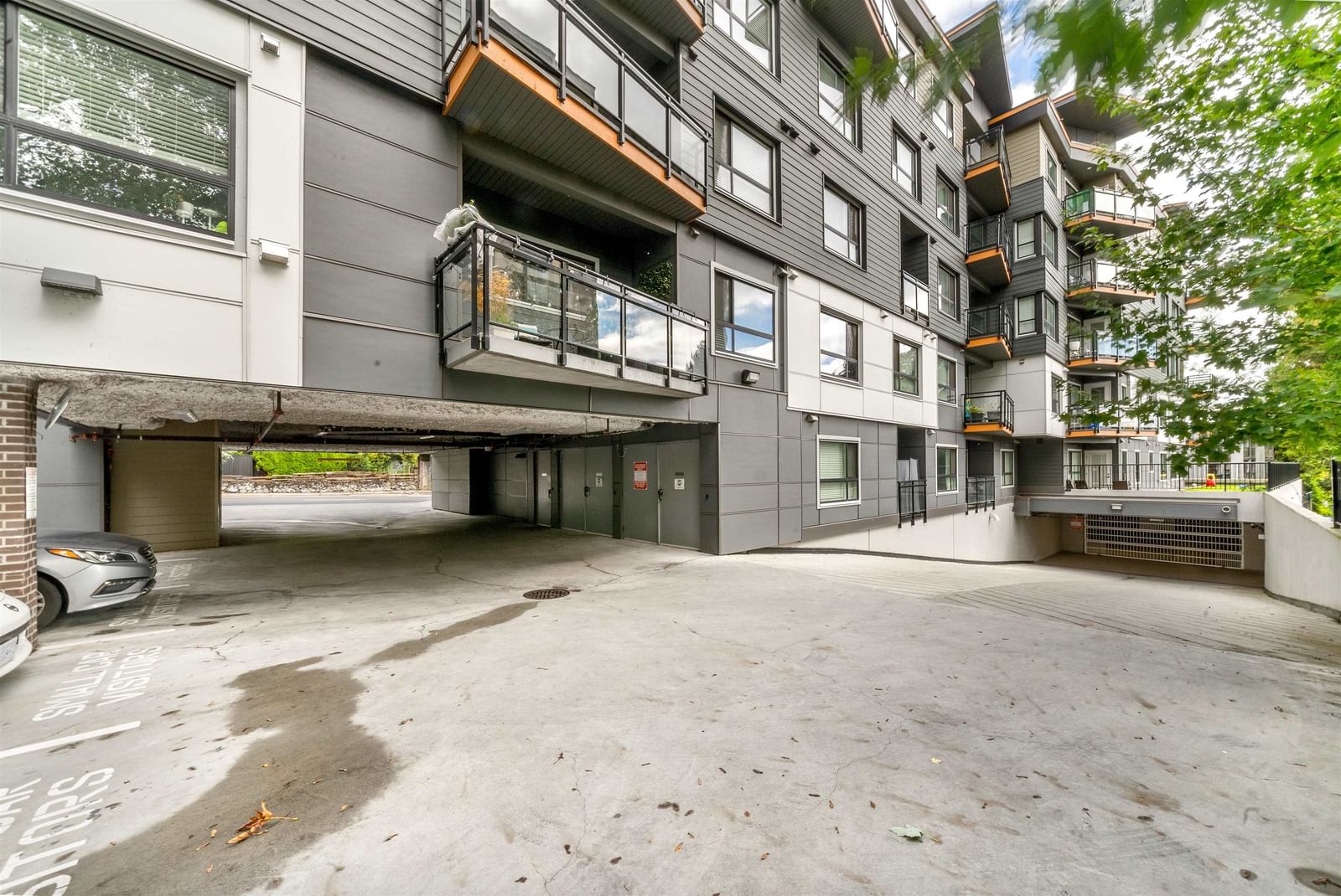 Listing Image 22