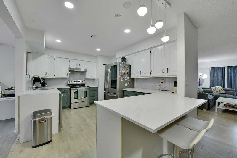 12110 Greenwell Street, Maple Ridge, V2X 7N1 | Image 3