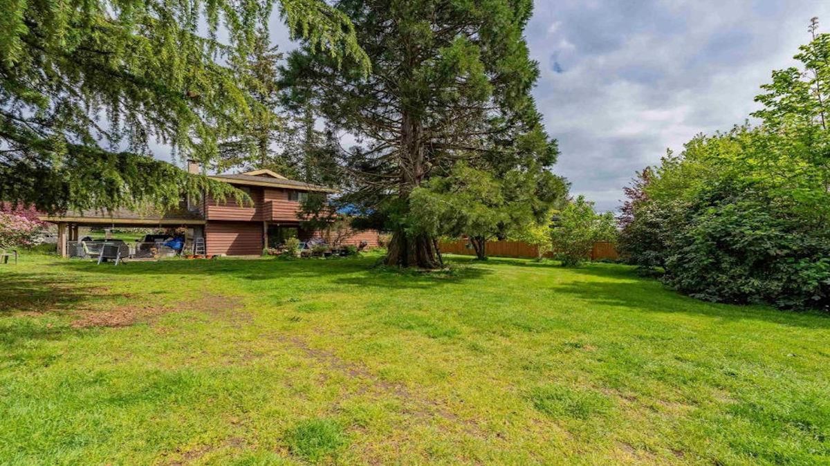 Listing Image 16