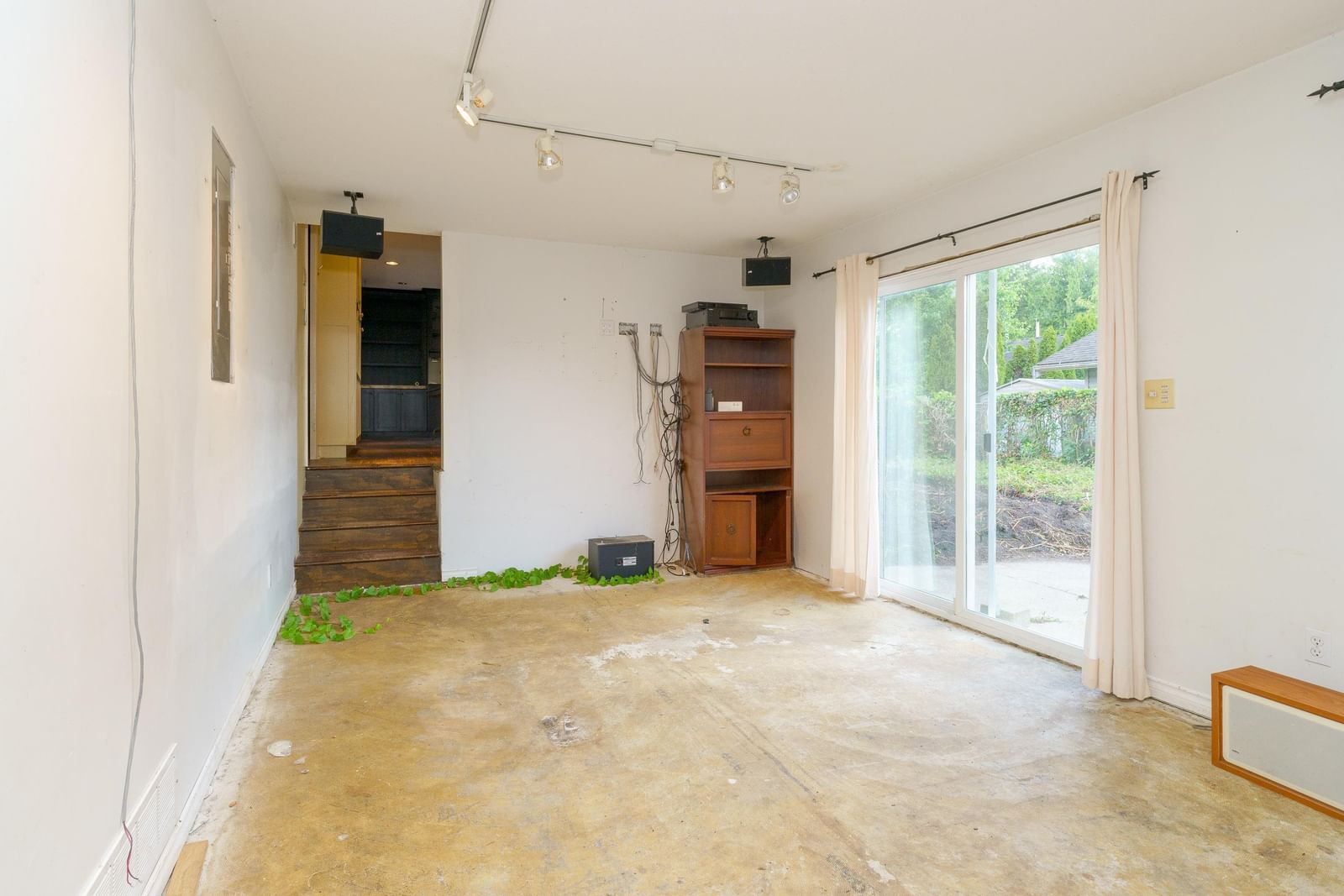 Listing Image 29