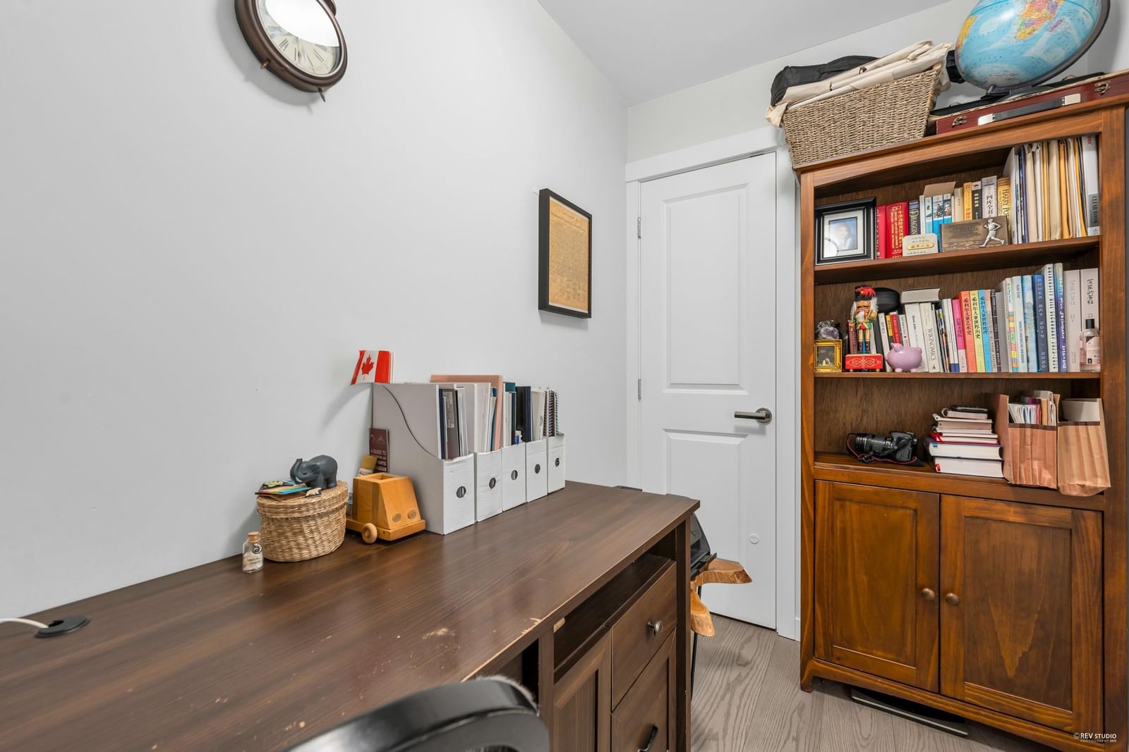 Listing Image 8
