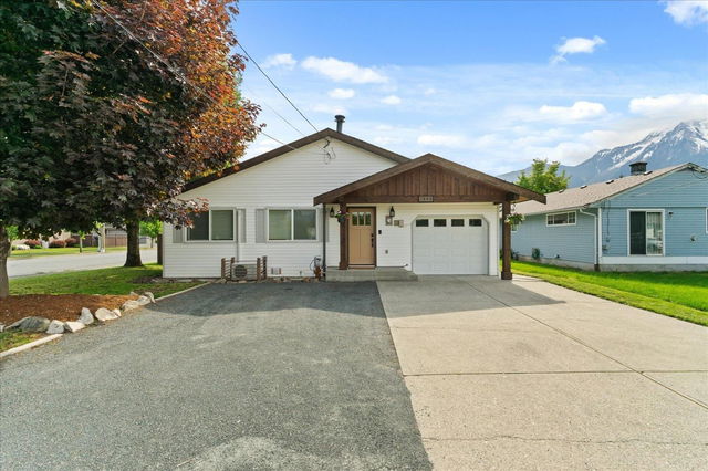 1688 Parkwood Drive