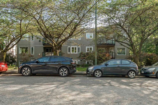 105 - 175 4th Street