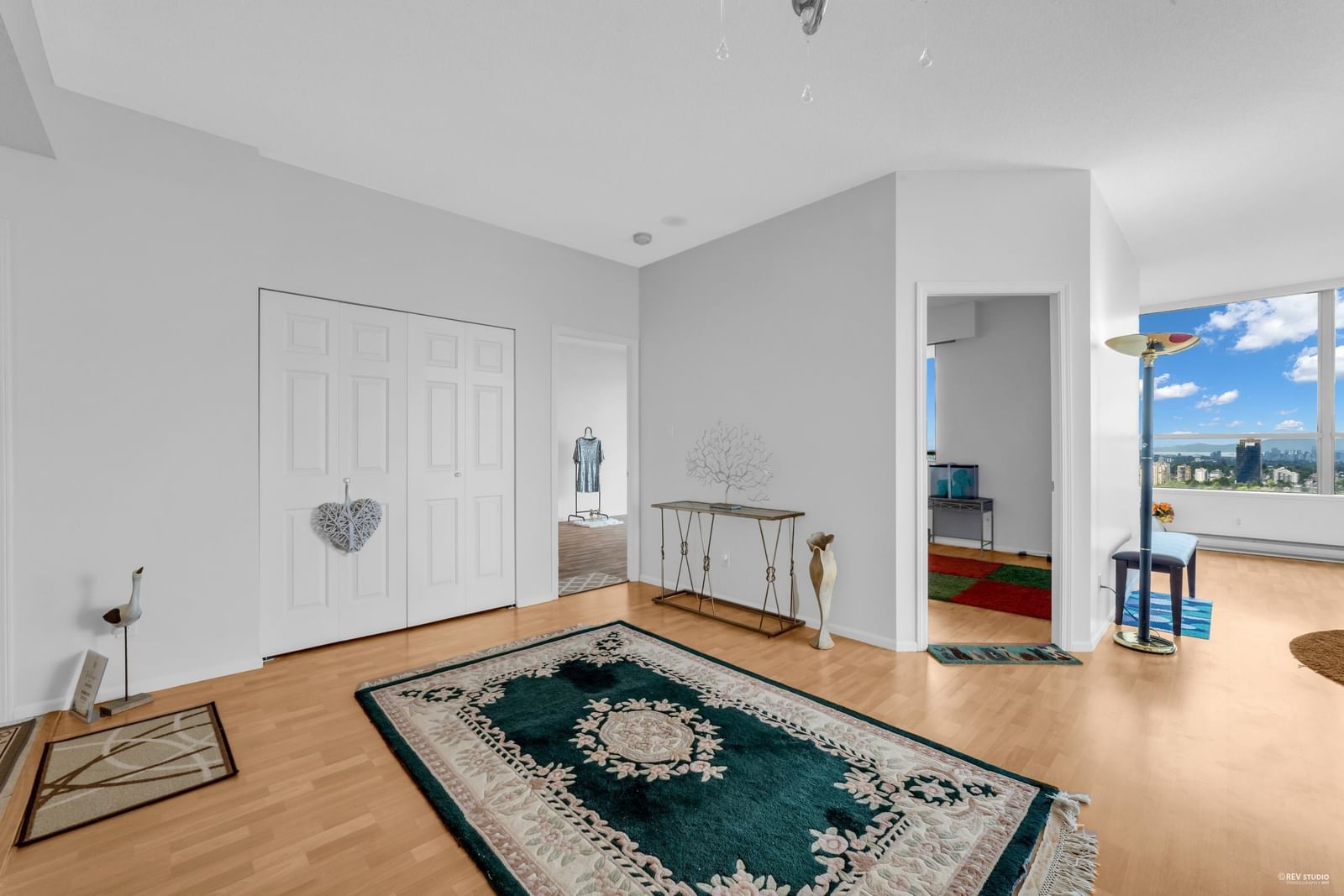 Listing Image 17