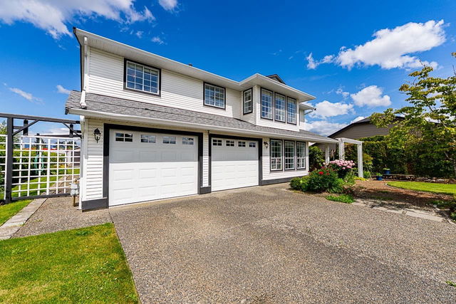 7652 Sapphire Drive